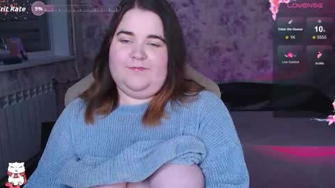 Snapshot of estelle_hicks chatting on 10.30.25 estelle_hicks online show from 10.30.25