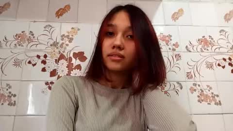 estellekirbo online show from 02.06.26