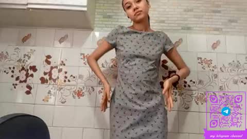 estellekirbo online show from 02.18.26