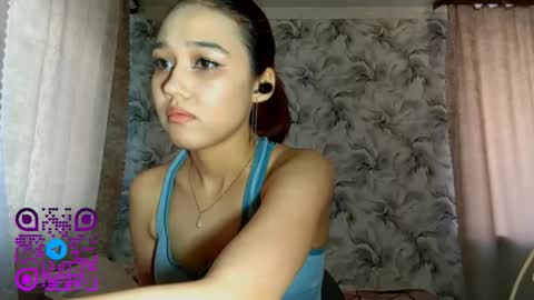 Snapshot of estellekirbo chatting on 03.12.26 estellekirbo online show from 03.12.26