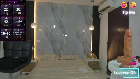 Estephany online show from 12.16.24