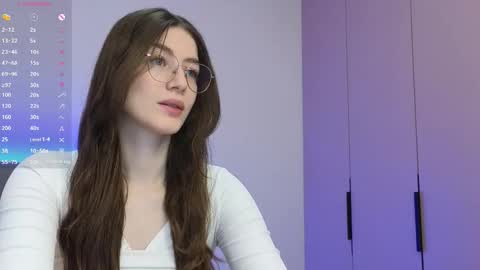 Ester online show from 10.16.25