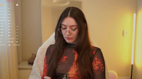 Ester online show from 06.03.26