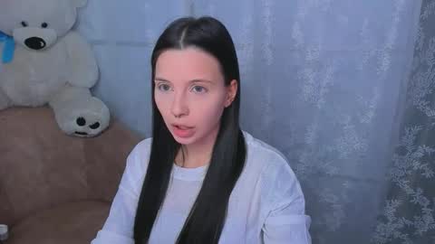 Ester online show from 11.19.25