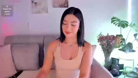 Is secret online show from 09.23.25