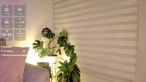 Snapshot of estercollins_ chatting on 06.11.26 Is secret online show from 06.11.26