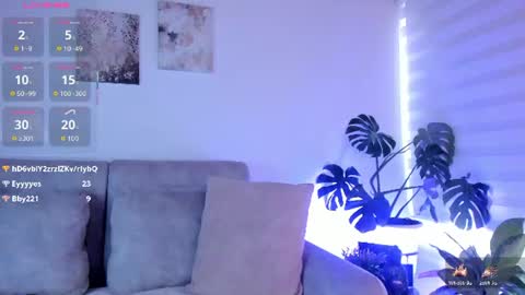 Snapshot of estercollins_ chatting on 06.11.26 Is secret online show from 06.11.26