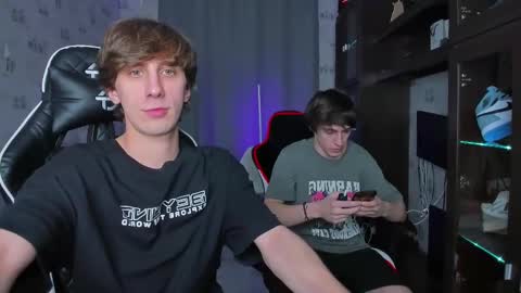 LOUIS online show from 02.20.25