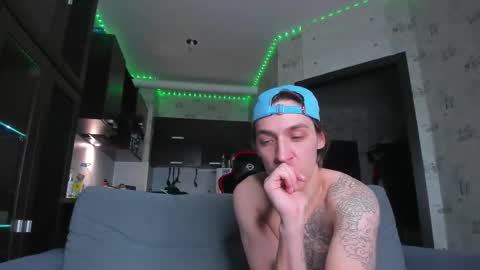 LOUIS online show from 09.10.25