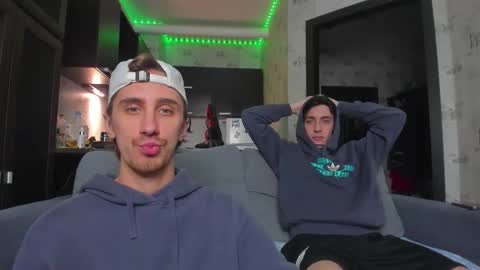 LOUIS online show from 09.18.25