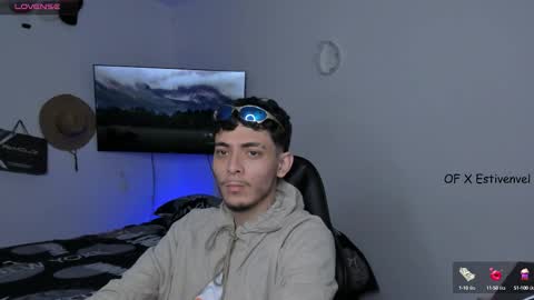 Snapshot of estivenvel chatting on 10.08.25 estivenvel online show from 10.08.25