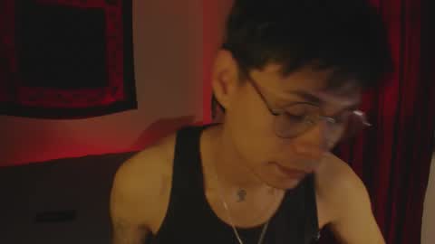 Snapshot of estmonnn chatting on 10.16.25 Esteban online show from 10.16.25