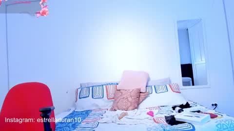 Estrellita online show from 01.17.25