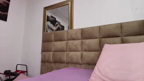 Estrella online show from 01.12.25