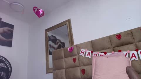 Estrella online show from 02.10.25