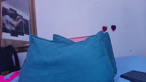 Estrella online show from 03.11.25