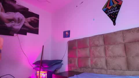 Estrella online show from 10.11.25