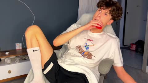 Alex online show from 12.26.24