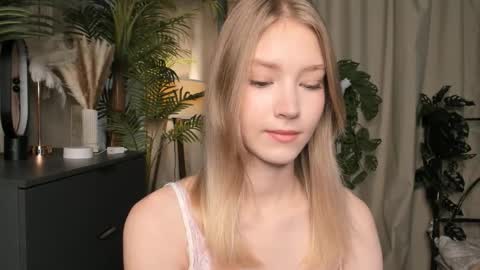 Natalie online show from 10.08.25