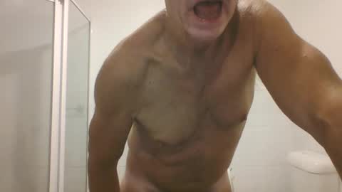 Snapshot of etextratestacle chatting on 02.06.25 ET online show from 02.06.25