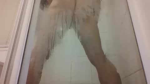 Snapshot of etextratestacle chatting on 09.09.25 ET online show from 09.09.25