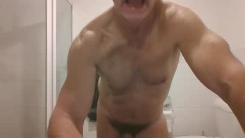 Snapshot of etextratestacle chatting on 09.17.25 ET online show from 09.17.25