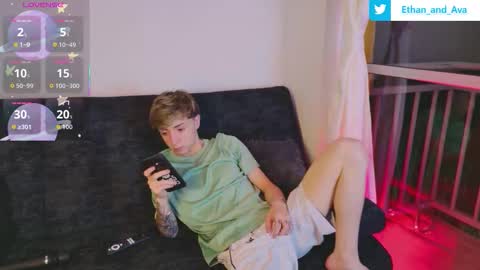 Snapshot of ethan_and_ava chatting on 10.24.25 ethan and ava online show from 10.24.25