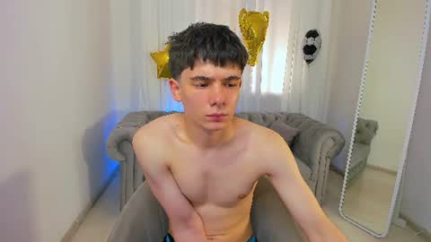 Snapshot of ethan_crowe chatting on 06.28.26 Ethan online show from 06.28.26