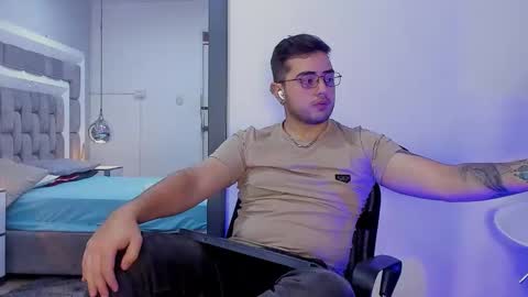 ethan_greys online show from 12.19.25