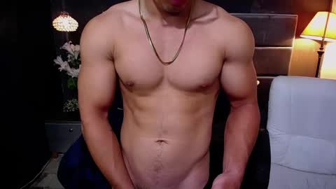 Snapshot of ethan_rodgers chatting on 10.24.25 ETHAN RODGERS online show from 10.24.25