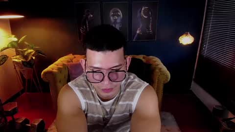 Snapshot of ethan_rodgers chatting on 10.25.25 ETHAN RODGERS online show from 10.25.25