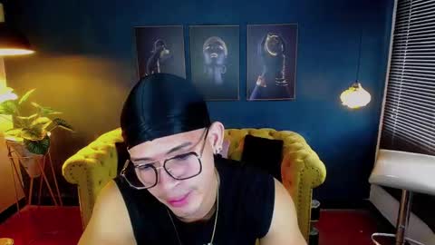 Snapshot of ethan_rodgers chatting on 11.11.25 ETHAN RODGERS online show from 11.11.25