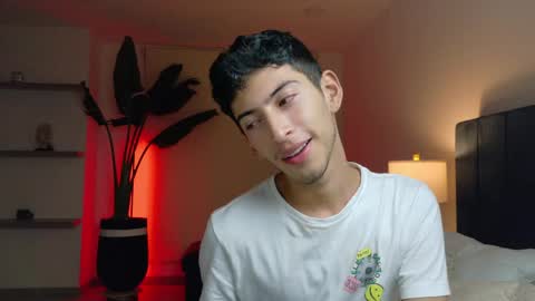 Joan online show from 04.11.26