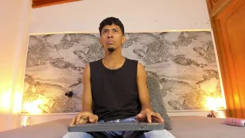 ethan_thouse online show from 10.12.25