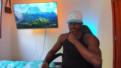 Snapshot of ethan_travis0 chatting on 11.05.25 ethan travis online show from 11.05.25