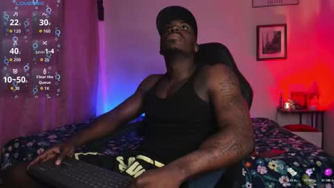 Snapshot of ethan_travis0 chatting on 02.20.26 ethan travis online show from 02.20.26