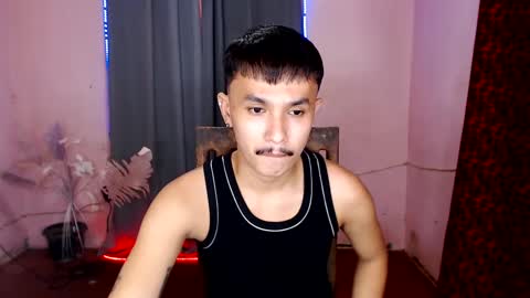 Snapshot of ethan_uwuxx chatting on 01.21.25 DAVE online show from 01.21.25