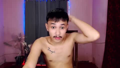 Snapshot of ethan_uwuxx chatting on 01.25.25 DAVE online show from 01.25.25