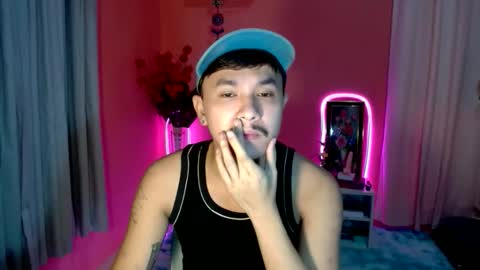 Snapshot of ethan_uwuxx chatting on 09.24.25 DAVE online show from 09.24.25