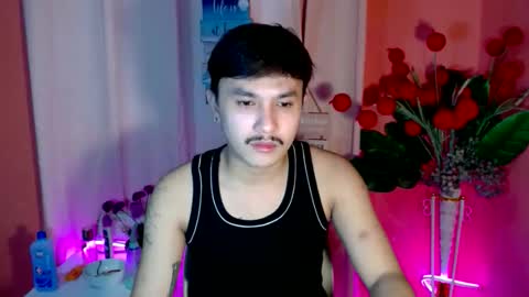 Snapshot of ethan_uwuxx chatting on 10.22.25 DAVE online show from 10.22.25