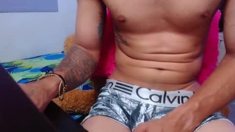 ethan white  online show from 02.21.25