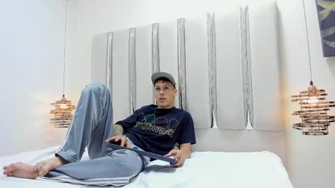 Snapshot of ethan_wolfe chatting on 02.28.26 Mauricio Marin Antia online show from 02.28.26