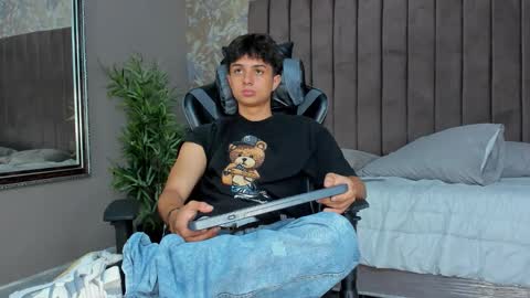 ethanlowell online show from 09.26.25