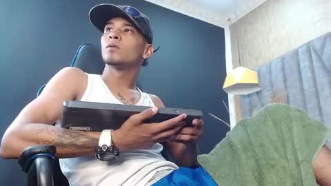 EthanWalkerr online show from 09.15.25