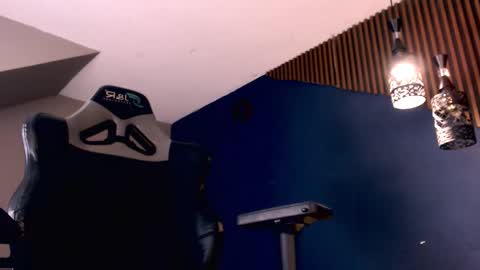 EthanWalkerr online show from 09.21.25