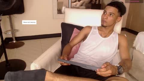 EthanWalkerr online show from 09.25.25