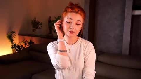 Snapshot of eugenecristino chatting on 10.17.25 Lillie here and its my first day online show from 10.17.25