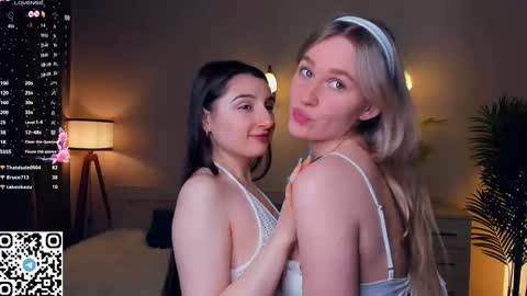 Kira and Kamila online show from 02.09.25