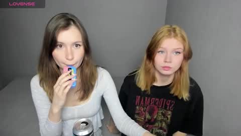 Veronica Tiia Lilith left to right online show from 10.22.25