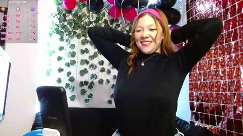 Snapshot of euphoriarush chatting on 02.18.25 Euphoria online show from 02.18.25